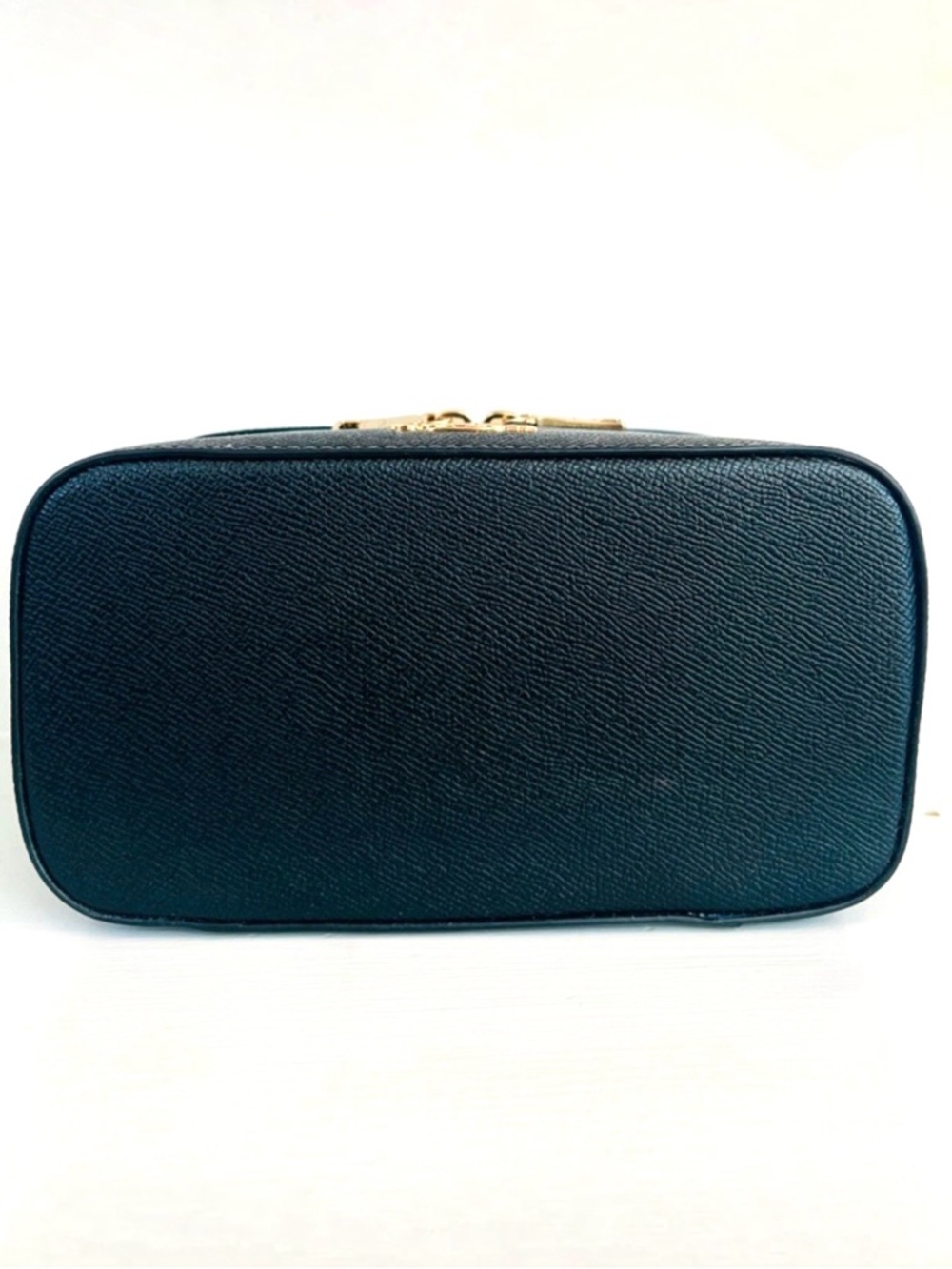 COACH leather cosmetic case🖤🖤 - Picture 7 of 8